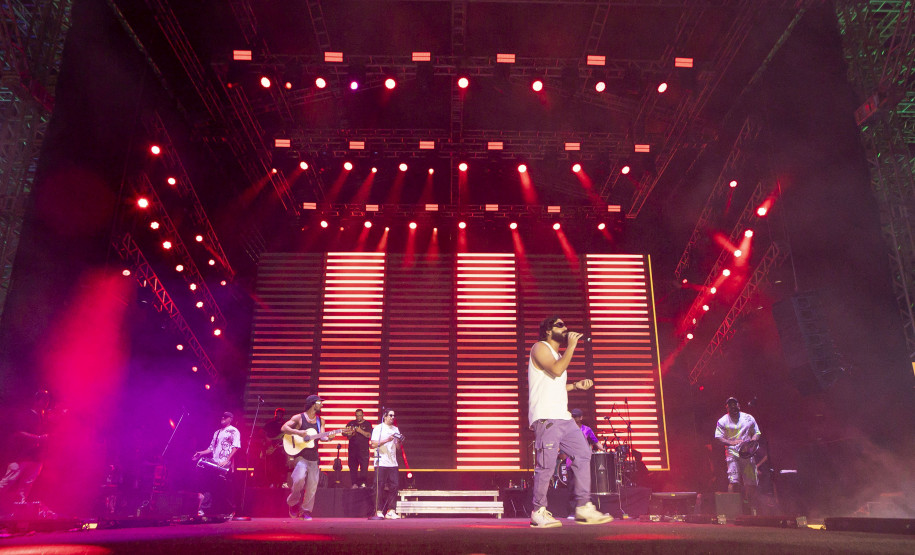 É só o começo: primeiro fim de semana de shows do Verão Maior reúne 722 mil pessoas