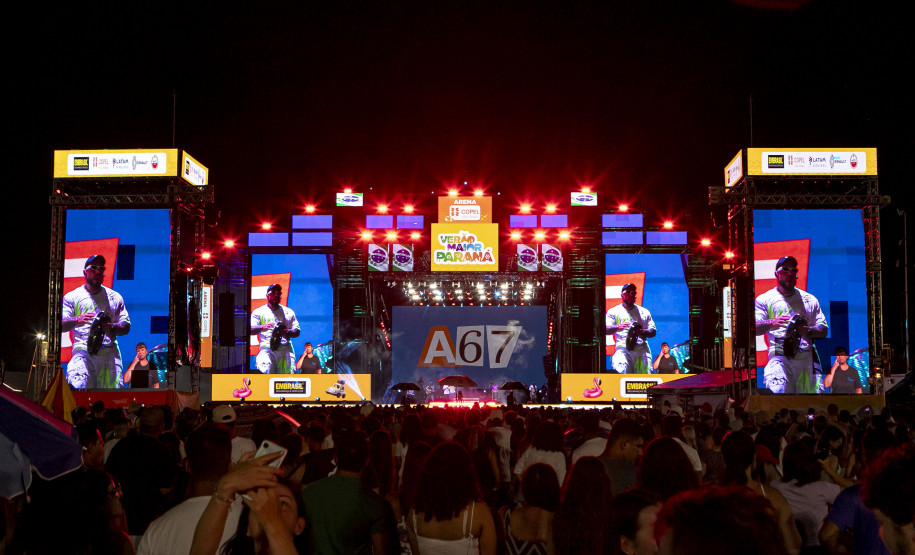Atitude 67 e Kamisa 10 fazem noite de pagode em dose dupla em Pontal do Paraná