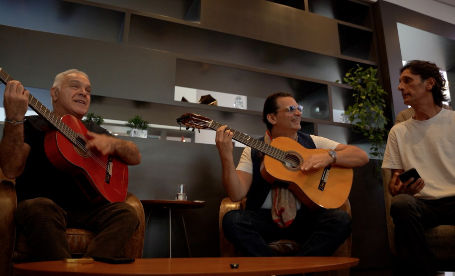 Já no Paraná, Gipsy Kings by Andre Reyes falam da expectativa de se apresentar no Verão Maior