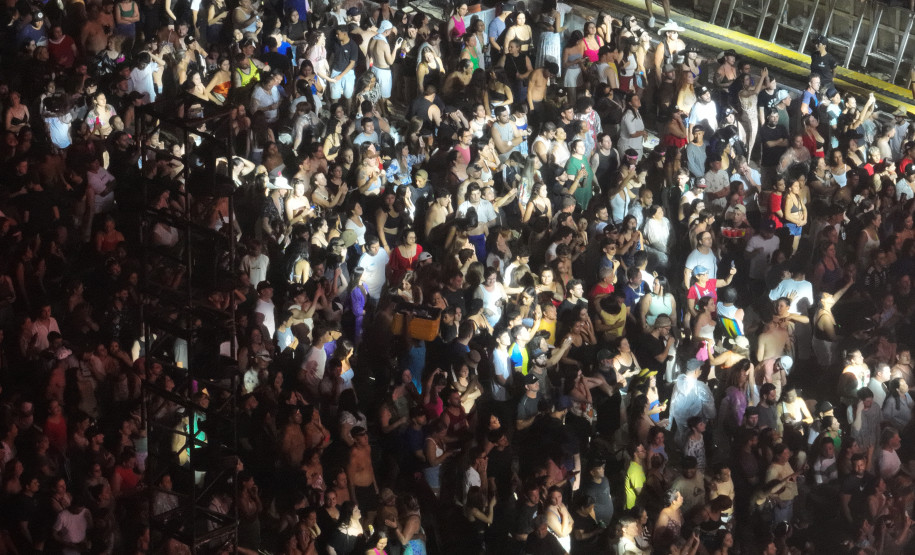 É só o começo: primeiro fim de semana de shows do Verão Maior reúne 722 mil pessoas