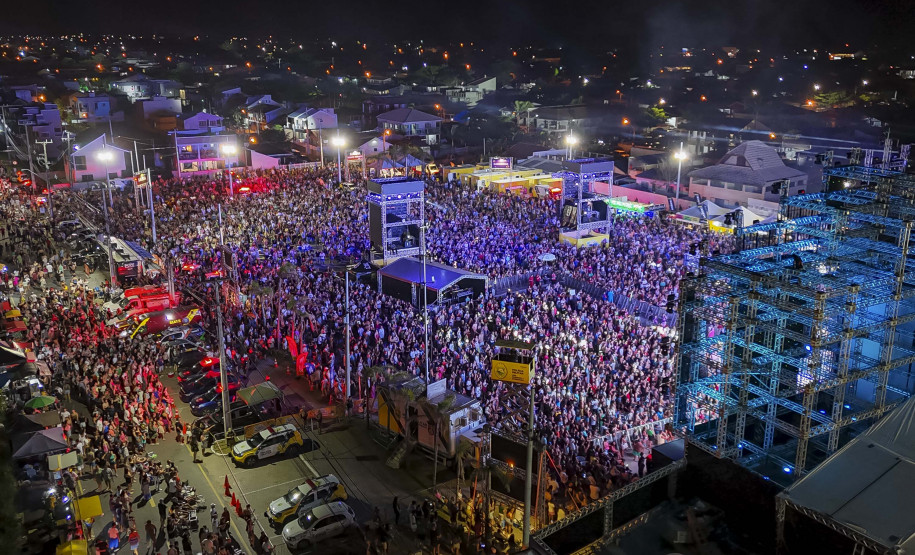 Pontal do Paraná, 09 de janeiro de 2026 - Público na Arena Marisol durante o Verão Maior Paraná.