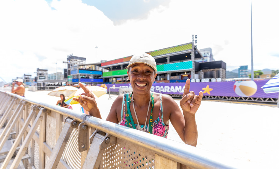 Espera desde as 4h da manhã: fãs já aguardam DJ Alok no palco do Verão Maior Paraná