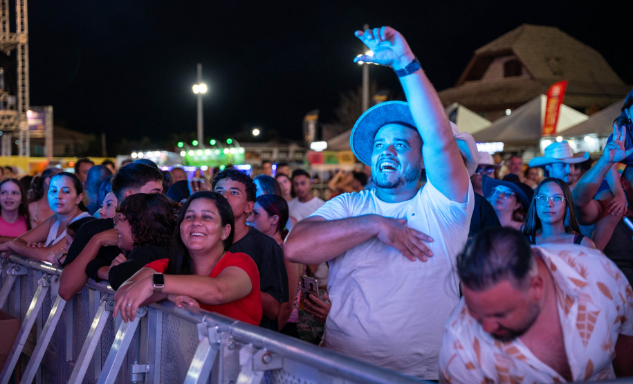 Verão Maior: Murilo Huff e Léo & Raphael abrem fim de semana do sertanejo em Pontal