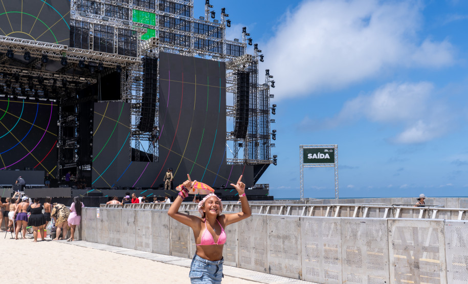Espera desde as 4h da manhã: fãs já aguardam DJ Alok no palco do Verão Maior Paraná