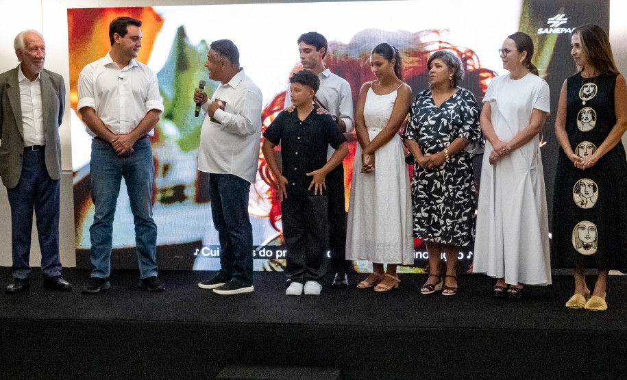 Governador participa de abertura da mostra fotográfica “Instante do Olhar”, no MON