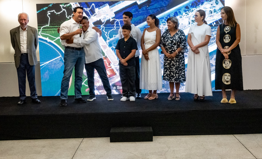Governador participa de abertura da mostra fotográfica “Instante do Olhar”, no MON