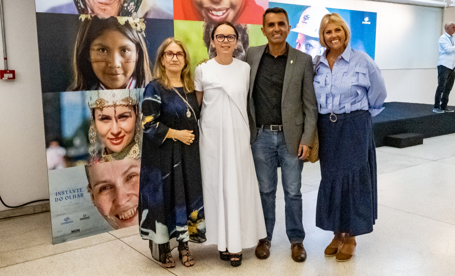 Governador participa de abertura da mostra fotográfica “Instante do Olhar”, no MON