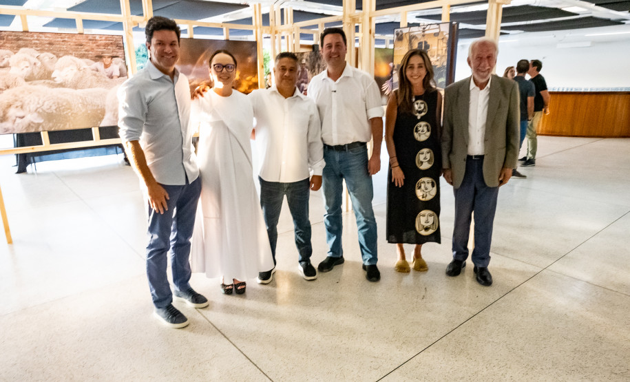 Governador participa de abertura da mostra fotográfica “Instante do Olhar”, no MON