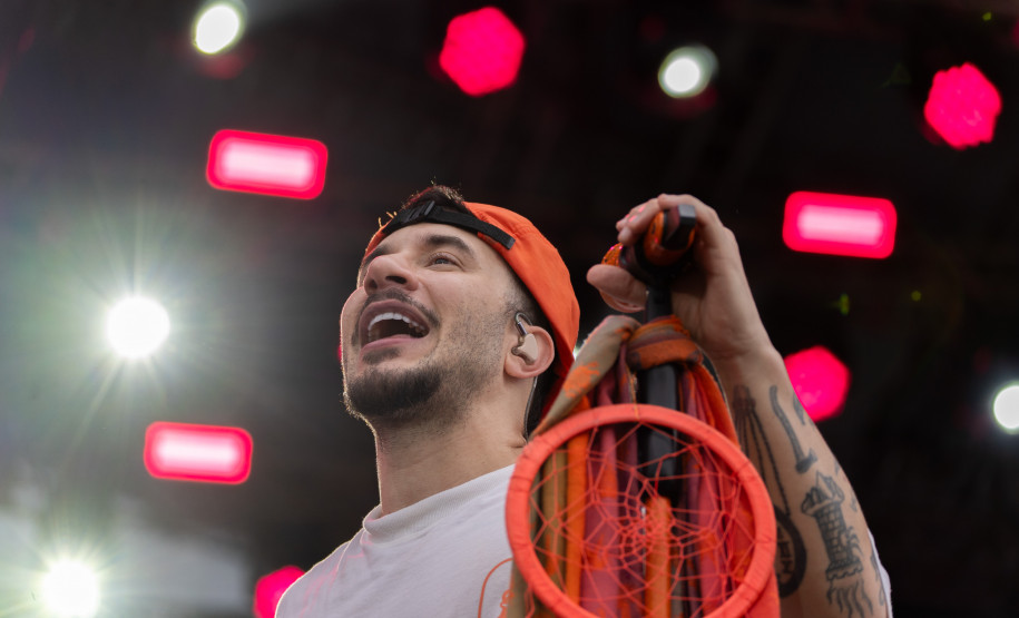 Pagode de Belo e Jeito Moleque encerra primeiro fim de semana de shows do Verão Maior