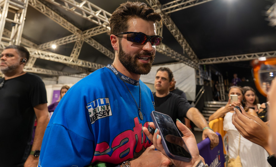 Drones, luzes e recorde de público: show de Alok leva 338 mil pessoas ao Verão Maior