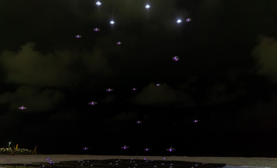 Drones, luzes e recorde de público: show de Alok leva 338 mil pessoas ao Verão Maior