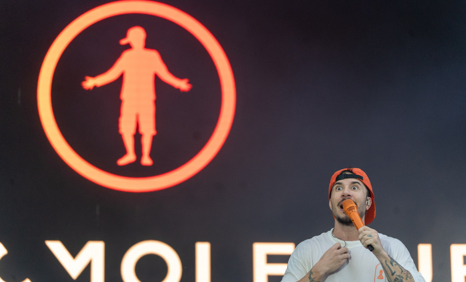 Pagode de Belo e Jeito Moleque encerra primeiro fim de semana de shows do Verão Maior