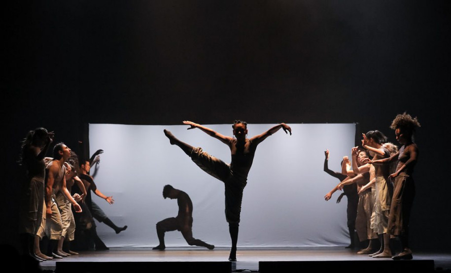 Balé Teatro Guaíra vence Prêmio APCA, um dos maiores reconhecimentos artísticos do País