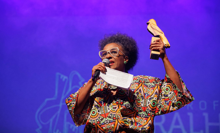 Teatro Guaíra abre consulta pública para sugestões ao edital do Prêmio Gralha Azul