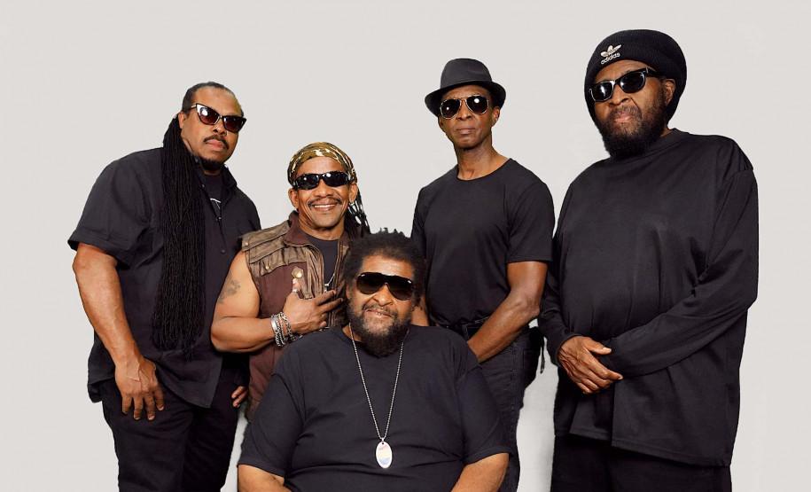 O sábado (31) reserva um encontro de gerações e estilos em Matinhos. A banda jamaicana Inner Circle, uma das pioneiras do reggae, faz sua apresentação no Verão Maior Paraná.