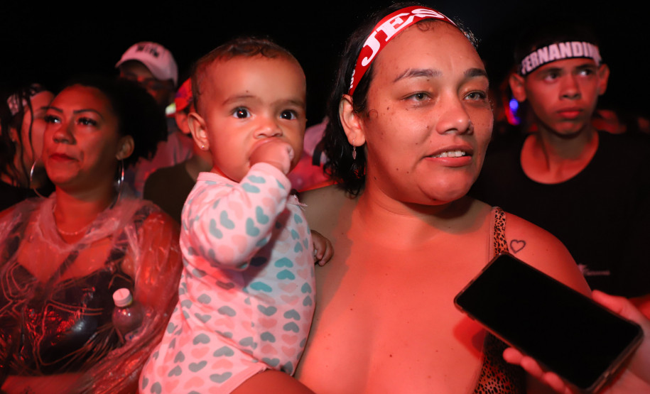 Novidade no Verão Maior, gospel de Fernandinho leva 62 mil pessoas a Matinhos