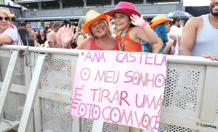 Ana Castela confirma status de fenômeno diante de 228 mil pessoas no Verão Maior Paraná