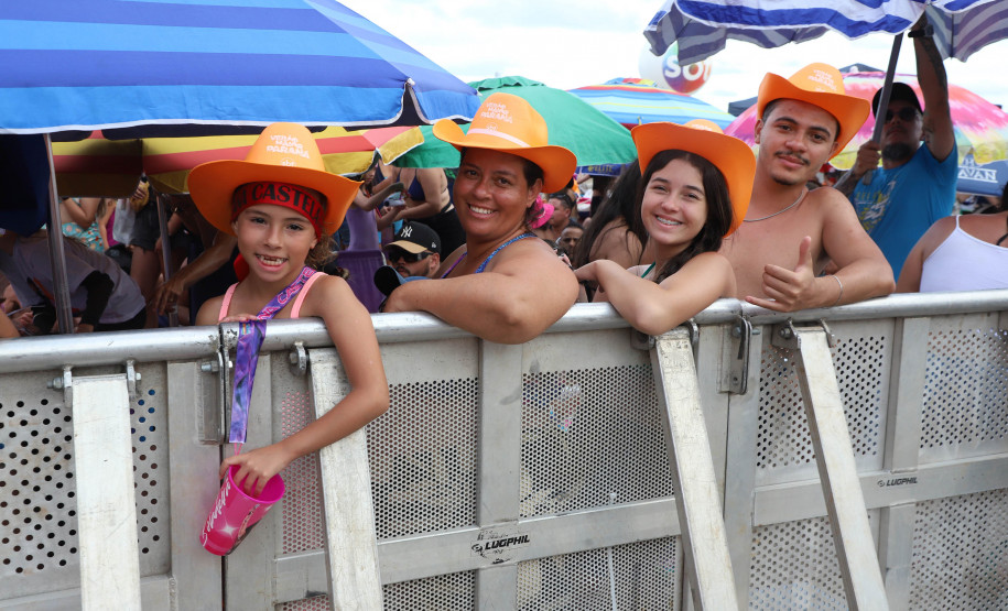 Ana Castela confirma status de fenômeno diante de 228 mil pessoas no Verão Maior Paraná