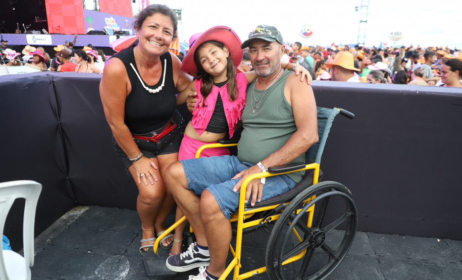 Área PcD do Verão Maior Paraná em Matinhos já recebeu mais de 5 mil pessoas