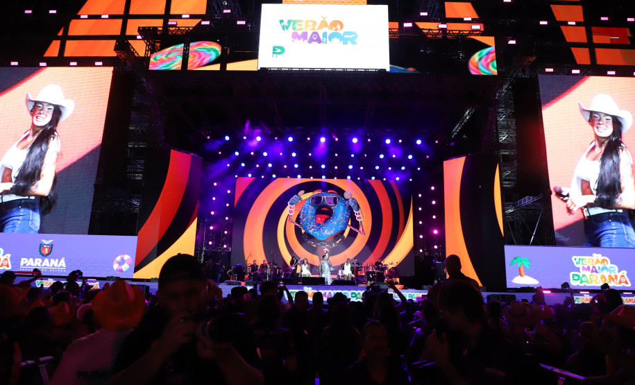 Ana Castela confirma status de fenômeno diante de 228 mil pessoas no Verão Maior Paraná