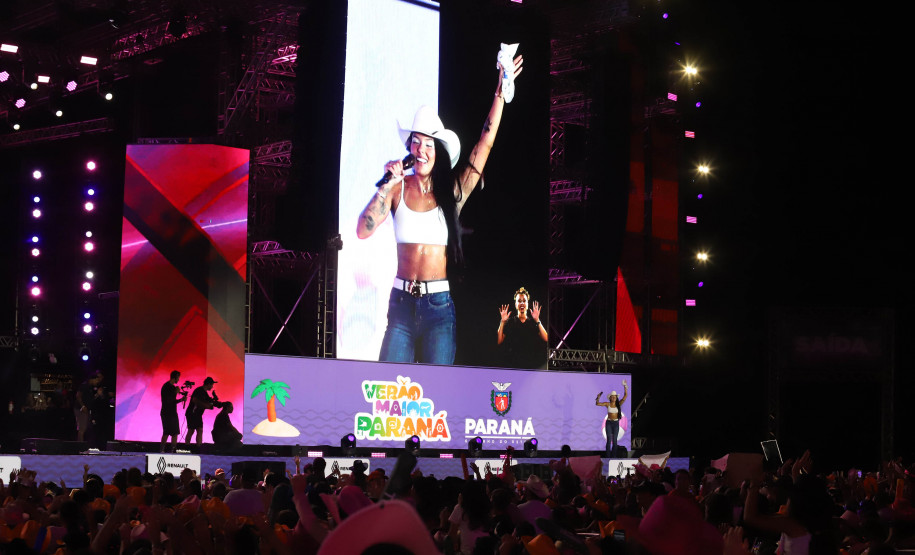 Ana Castela confirma status de fenômeno diante de 228 mil pessoas no Verão Maior Paraná