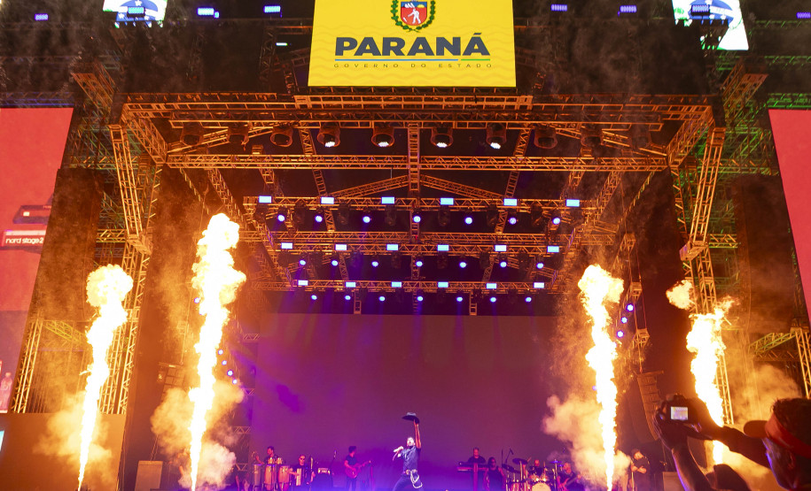 Pontal do Paraná, 09 de janeiro de 2026 - Público na Arena Marisol durante o Verão Maior Paraná.