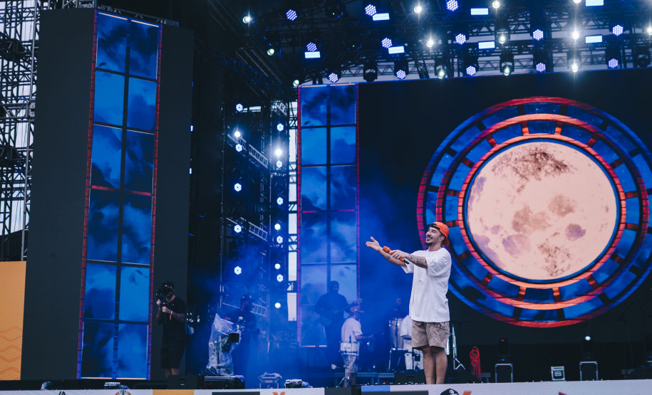 Pagode de Belo e Jeito Moleque encerra primeiro fim de semana de shows do Verão Maior