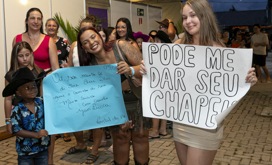 Pontal do Paraná, 09 de janeiro de 2026 - Público na Arena Marisol durante o Verão Maior Paraná.