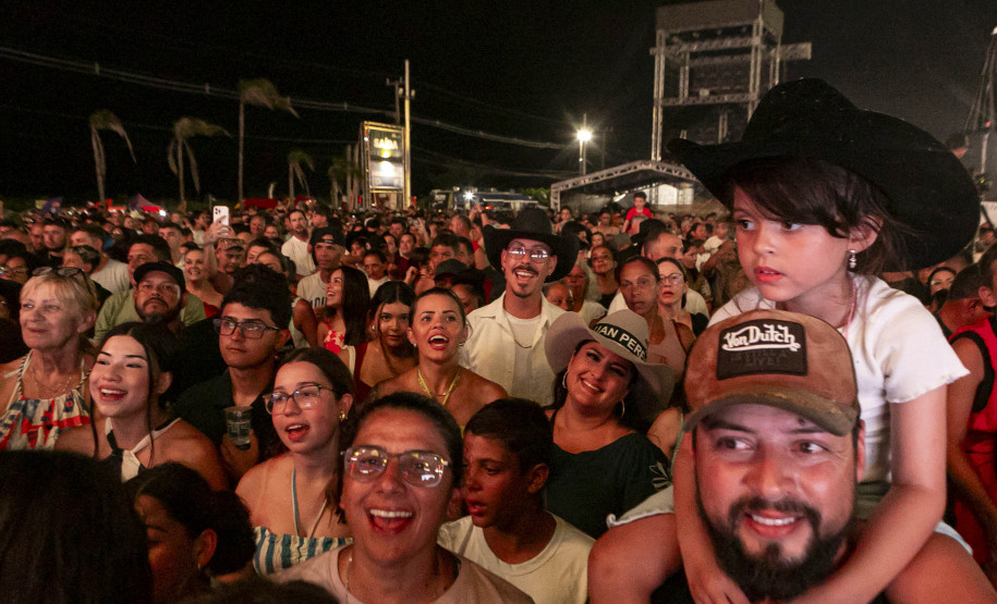 Pontal do Paraná, 09 de janeiro de 2026 - Público na Arena Marisol durante o Verão Maior Paraná.