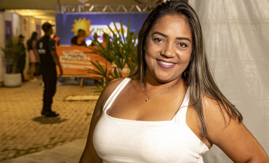 Atitude 67 e Kamisa 10 fazem noite de pagode em dose dupla em Pontal do Paraná