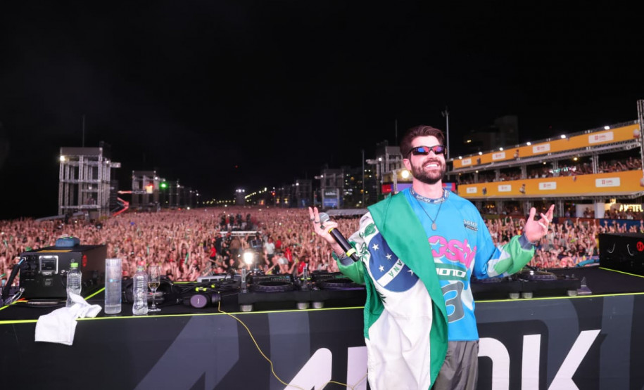 Drones, luzes e recorde de público: show de Alok leva 338 mil pessoas ao Verão Maior