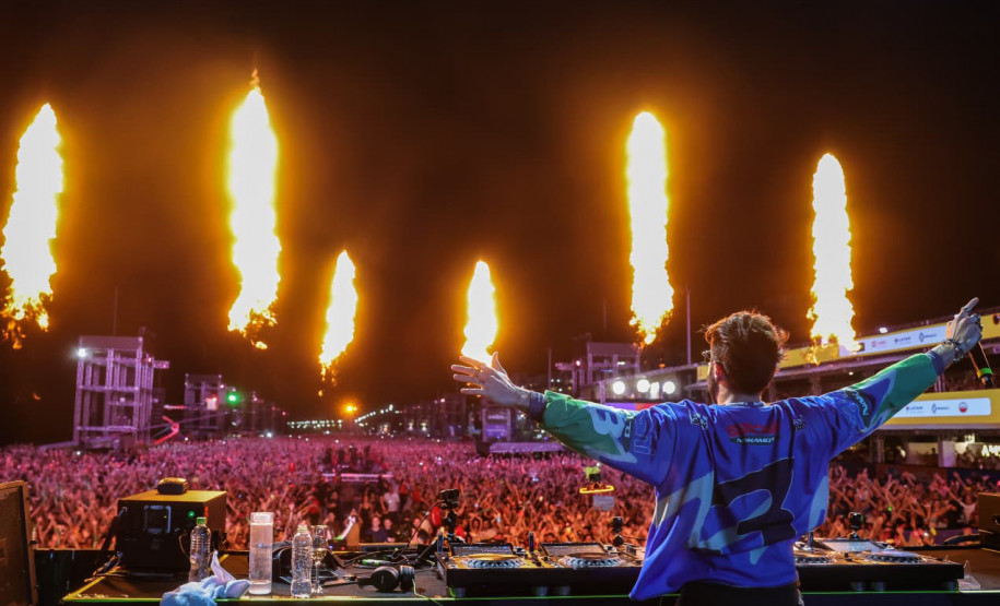 É só o começo: primeiro fim de semana de shows do Verão Maior reúne 722 mil pessoas