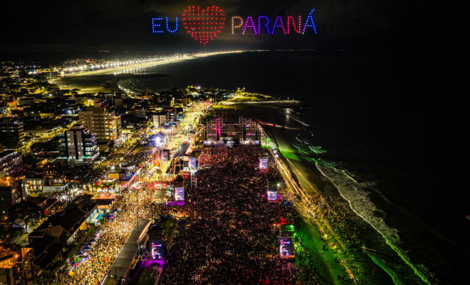 Drones, luzes e recorde de público: show de Alok leva 338 mil pessoas ao Verão Maior