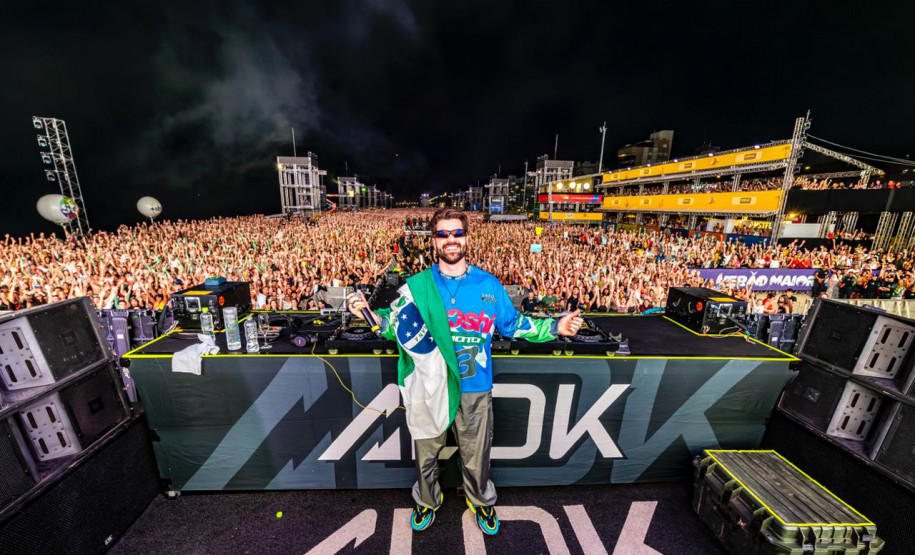 Drones, luzes e recorde de público: show de Alok leva 338 mil pessoas ao Verão Maior