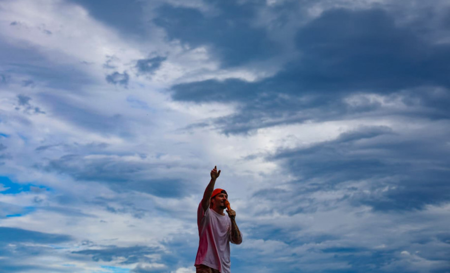 Pagode de Belo e Jeito Moleque encerra primeiro fim de semana de shows do Verão Maior