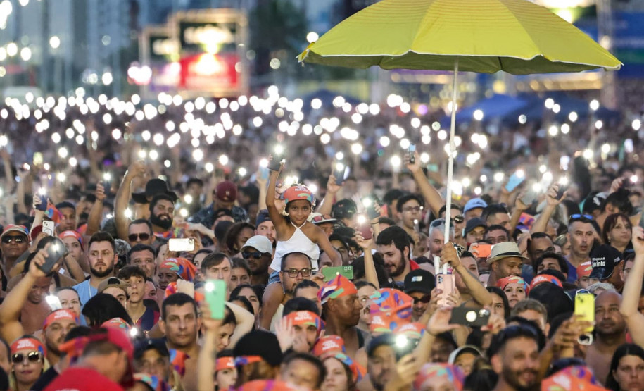 Pagode de Belo e Jeito Moleque encerra primeiro fim de semana de shows do Verão Maior
