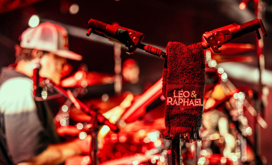 Verão Maior: Murilo Huff e Léo & Raphael abrem fim de semana do sertanejo em Pontal