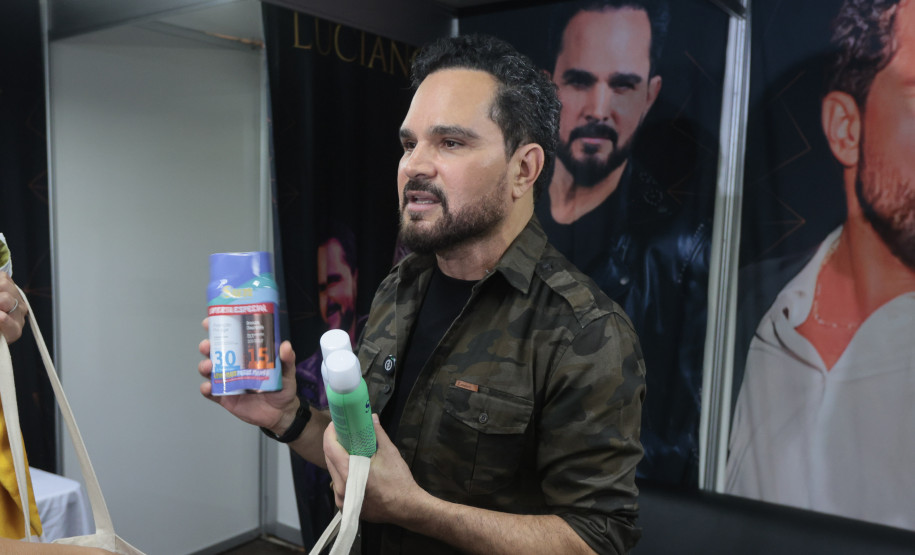 A dupla Zezé Di Camargo e Luciano durante a apresentação do seu show dentro da programação do Verão Maior Paraná, em Matinhos - 07/02/2026