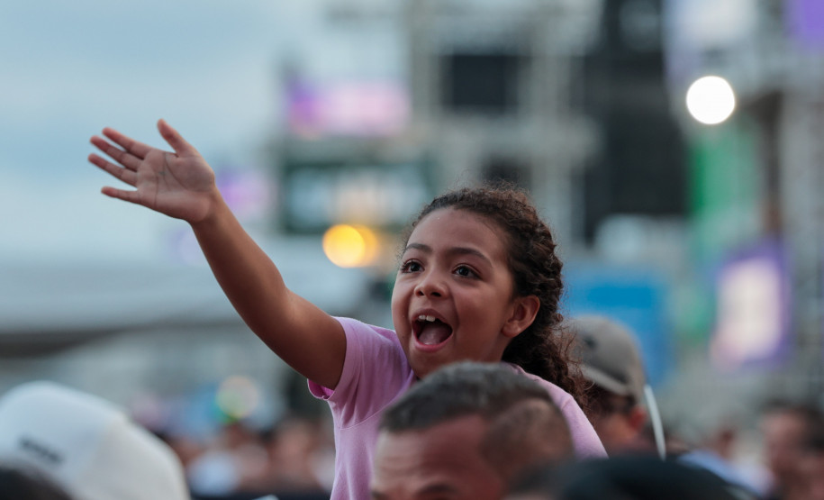 A dupla Israel e Rodolffo  durante  apresentação do seu  show  no Verão Maior Paraná, em Matinhos - 08/02/2026