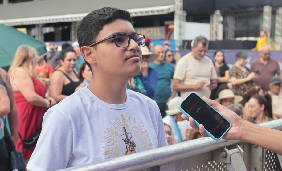 Padre Reginaldo Manzotti reúne 38 mil pessoas no último domingo do Verão Maior Paraná