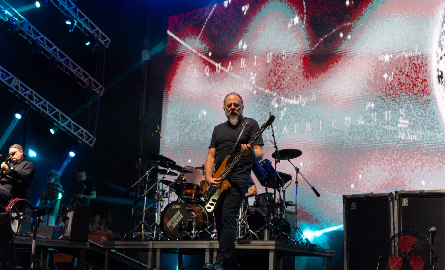 Paralamas do Sucesso voltam a empolgar público com hits atemporais em retorno ao Litoral paranaense