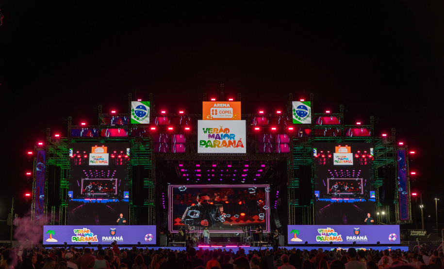 Diego & Arnaldo abrem último fim de semana do Verão Maior Paraná com show eclético em Pontal do Paraná