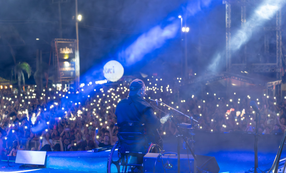 Paralamas do Sucesso voltam a empolgar público com hits atemporais em retorno ao Litoral paranaense