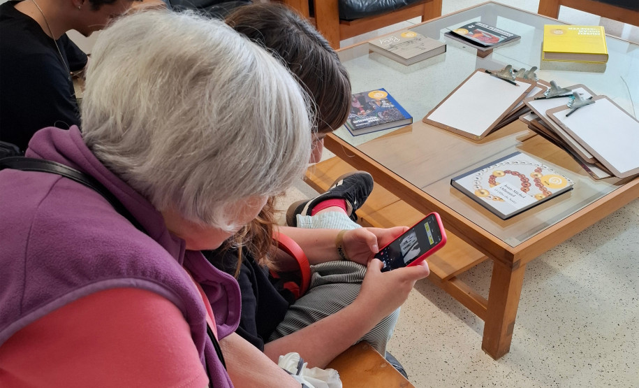 No mês das mulheres, MON promove oficina de fotografia inspirada na artista Julia Kater