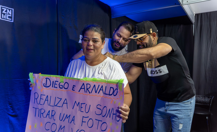 Diego & Arnaldo abrem último fim de semana do Verão Maior Paraná com show eclético em Pontal do Paraná