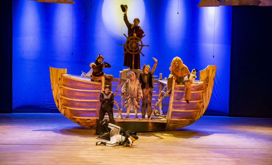 Governo do Paraná abre edital da 3.ª edição do programa Crianças no Teatro