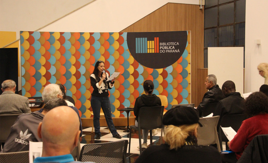 Mozart gratuito no MON, duas novas exposições e Vera Holtz estão na agenda cultural