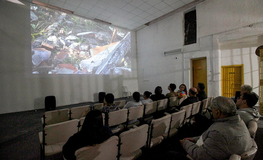 MIS-PR tem visita guiada noturna e exibição de filme de terror nesta sexta-feira