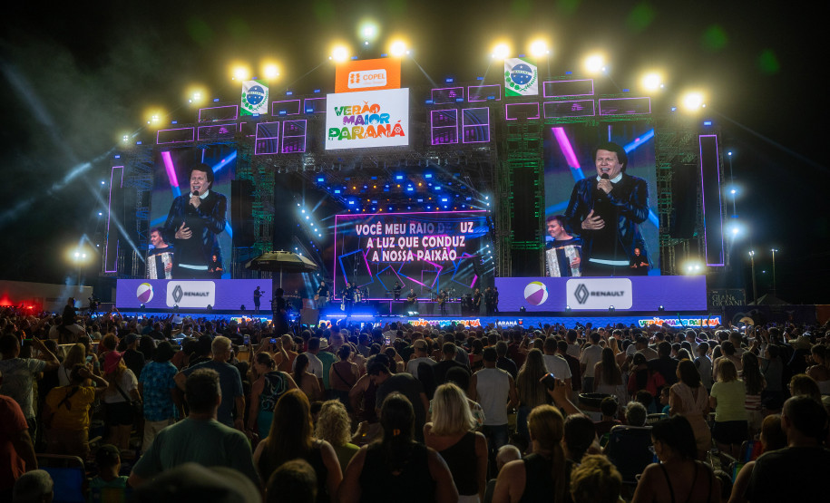 Clássicos do sertanejo no Verão Maior, Teodoro & Sampaio e Gian & Giovani agitam Pontal do Paraná