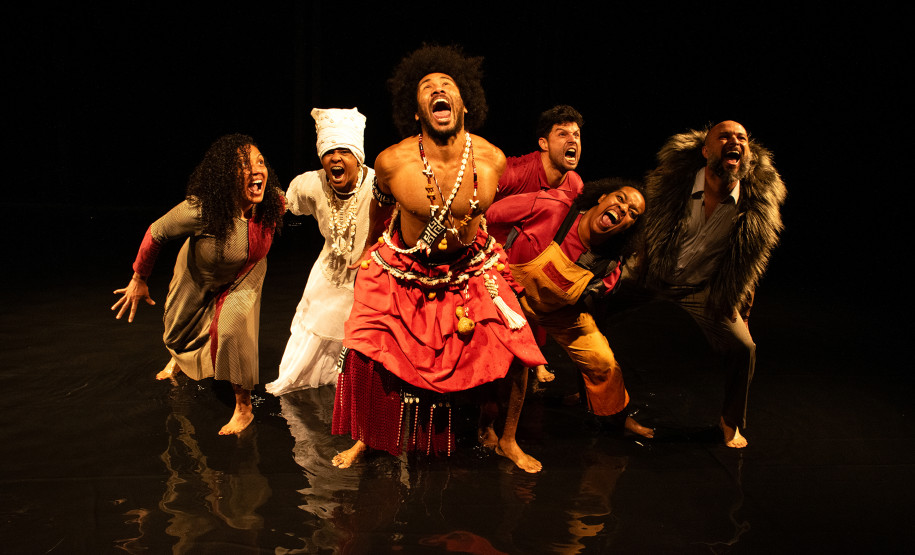 Teatro Guaíra é um dos principais palcos da 34ª edição do Festival de Curitiba